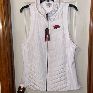 Polyester vest with Razorback logo